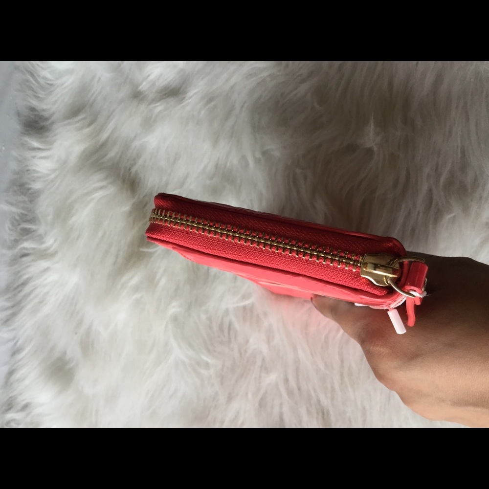 KATE SPADE Japanese Floral Embossed Lacey Wallet - Picture 5 of 7